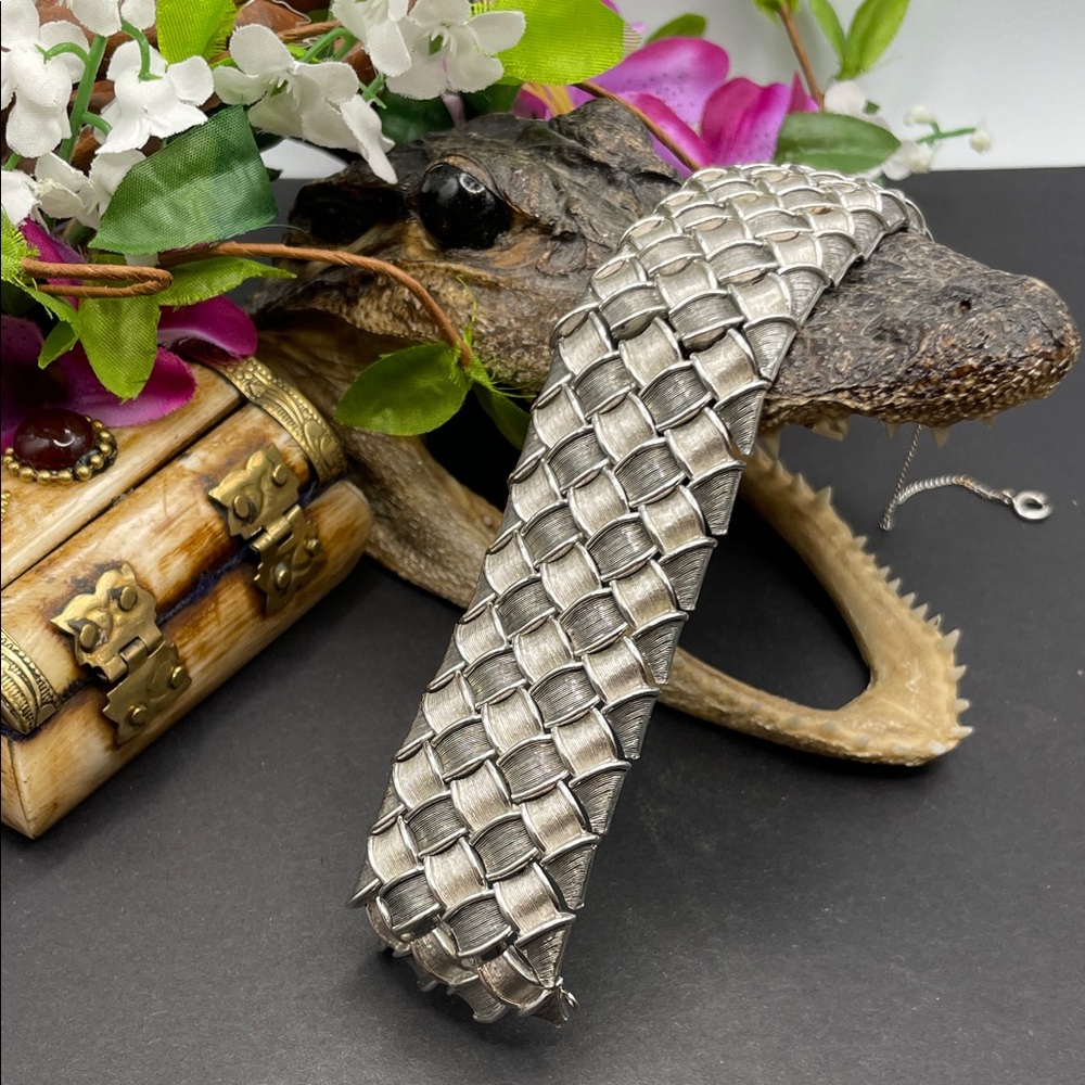 Boucher bracelet vintage